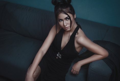 Her Kadının Vücut Şeklinde Kokteyl Elbisesi